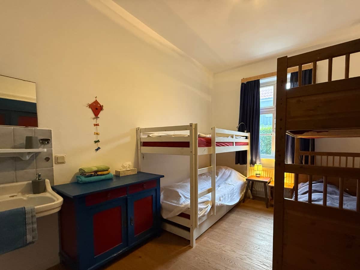 Fewo Seehund: 2. Schlafzimmer mit 4 Schlafplätzen